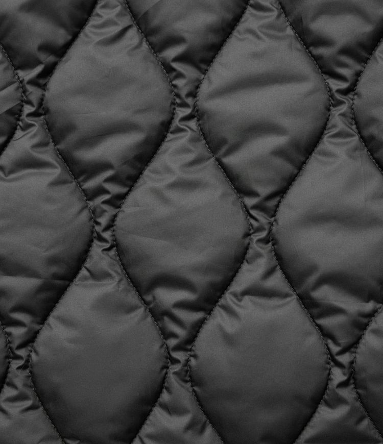 Reversible Durable Water Repellent Curved Hem Casual Quilted Jacket with Pockets