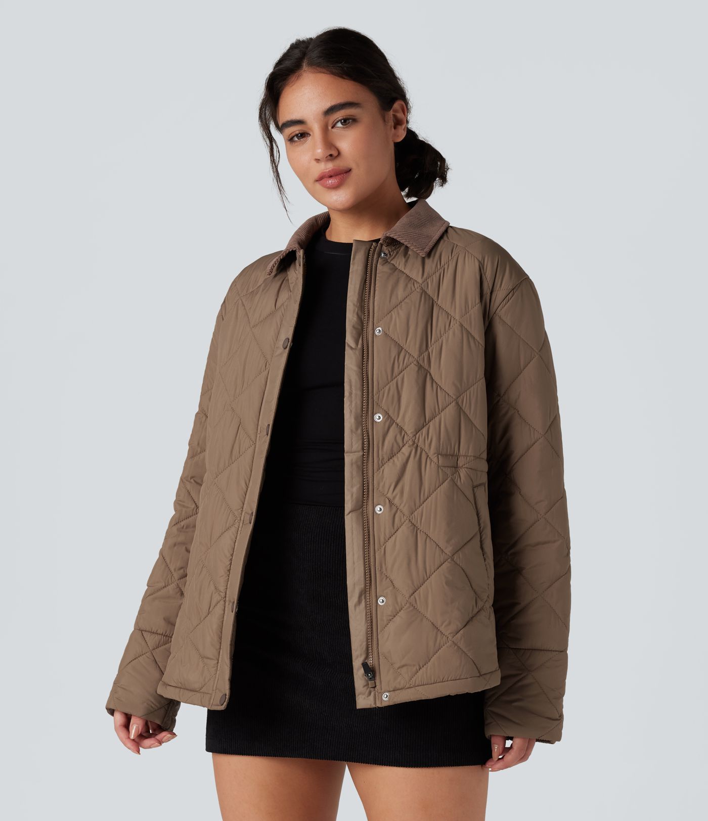 Doudoune velours côtelé contrastant avec cordon de serrage et poches