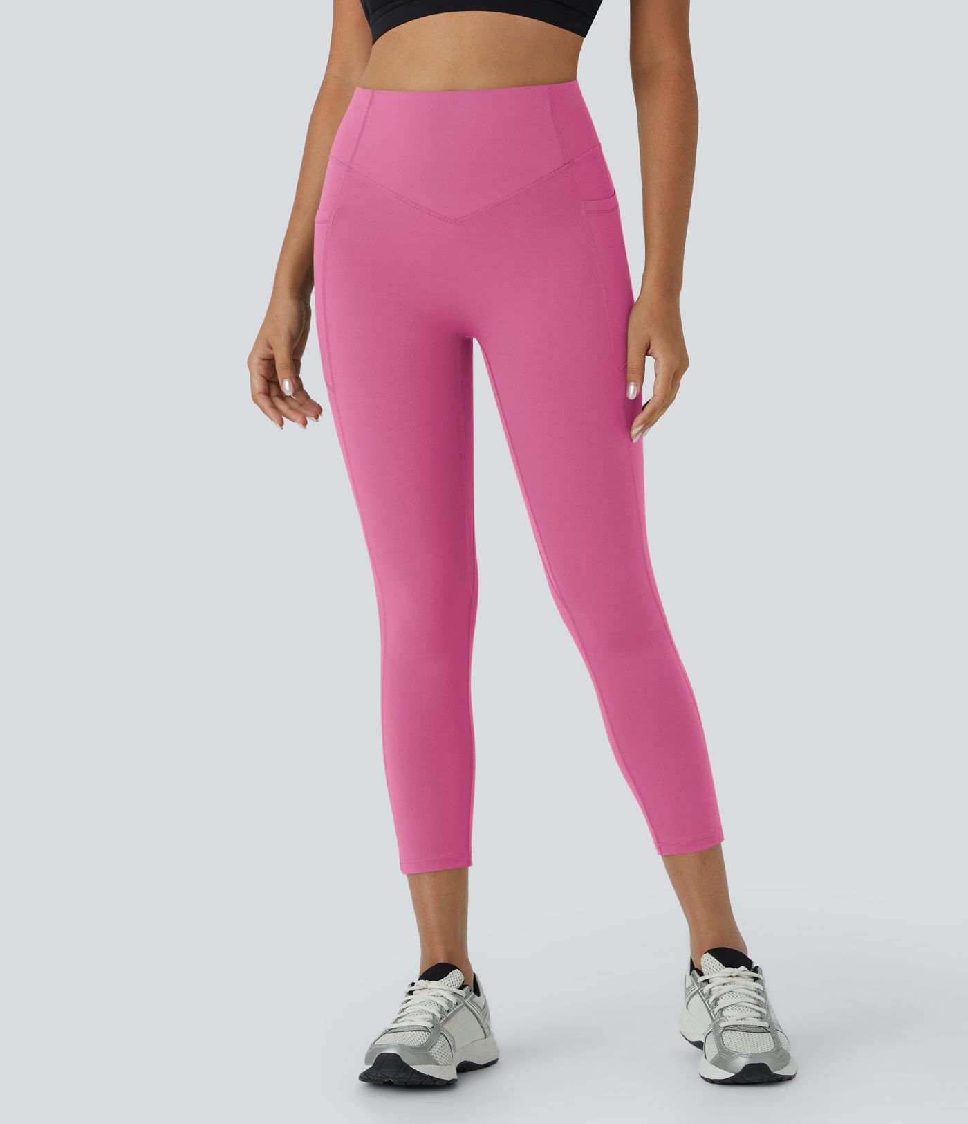Halara UltraSculpt™ High Waisted Scrunch Butt Lifting Tummy Control Pocket Shaping Capri Training Leggings