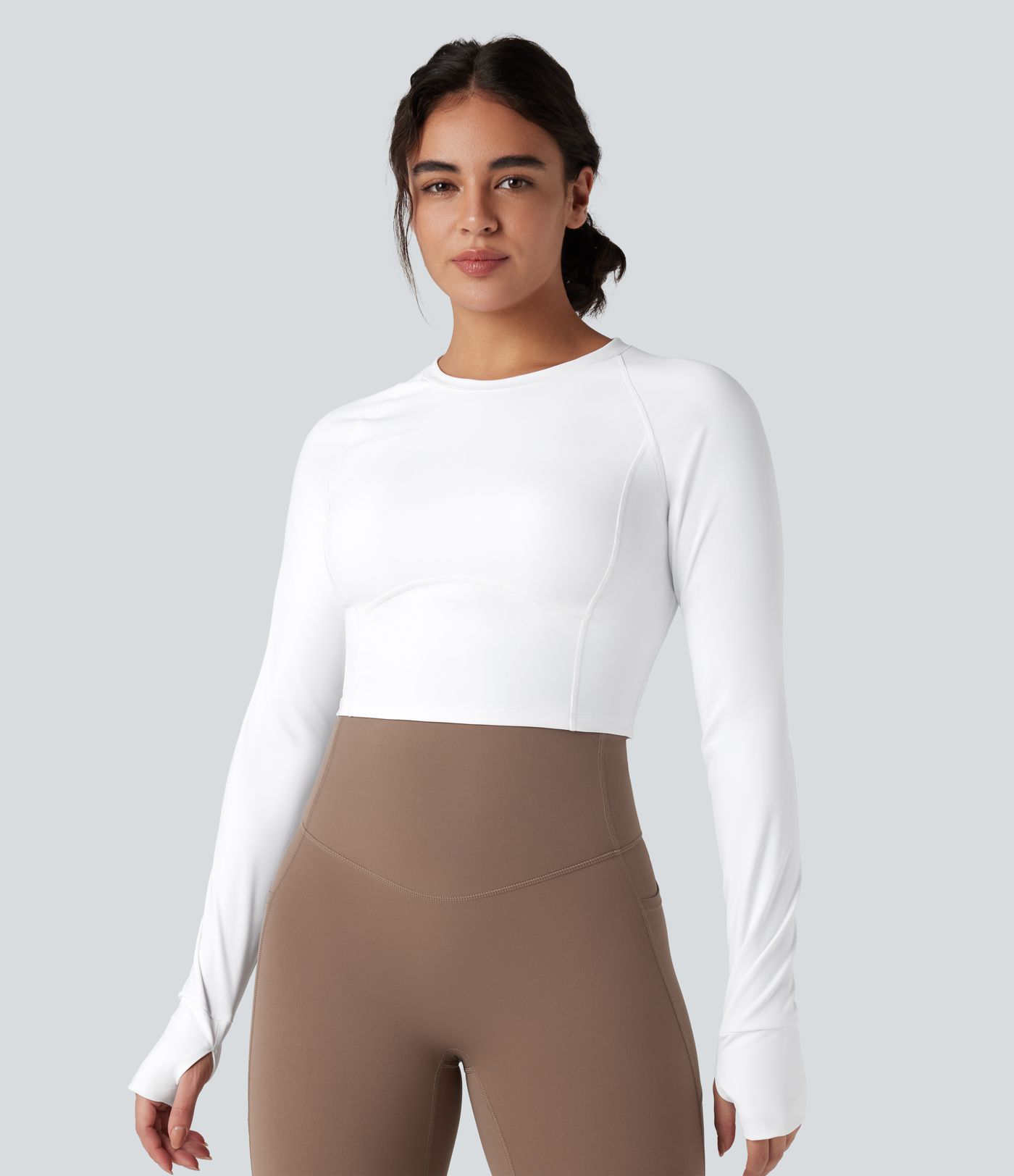 SoftlyZero™ въздушен спортен топ за йога с повдигащ ефект, дълги ръкави, отвори за палците, контрастна мрежа и хладно усещане при допир — UPF50+