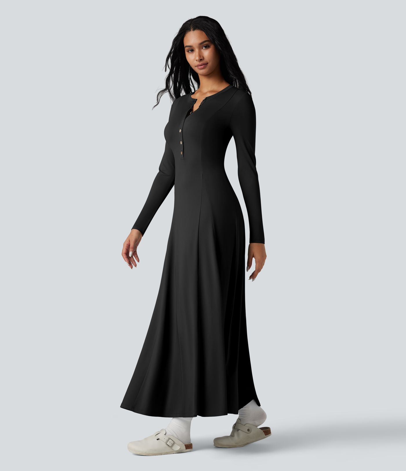 Robe longue évasée col Henley manches longues