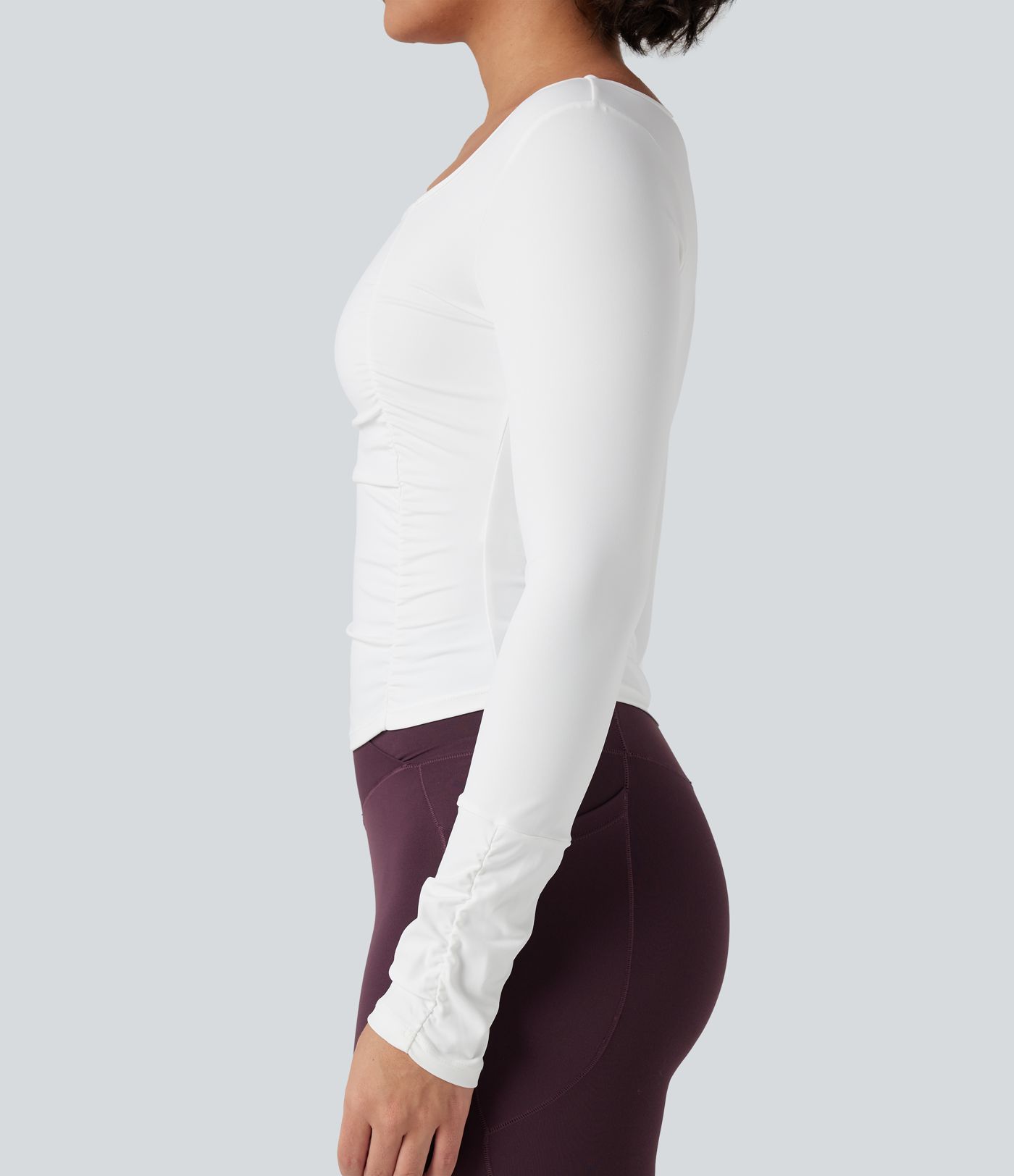SoftlyZero™ Airy top sportivo da yoga con scollo quadrato, effetto push-up, maniche lunghe con foro per il pollice, arricciature e sensazione fresca al tatto