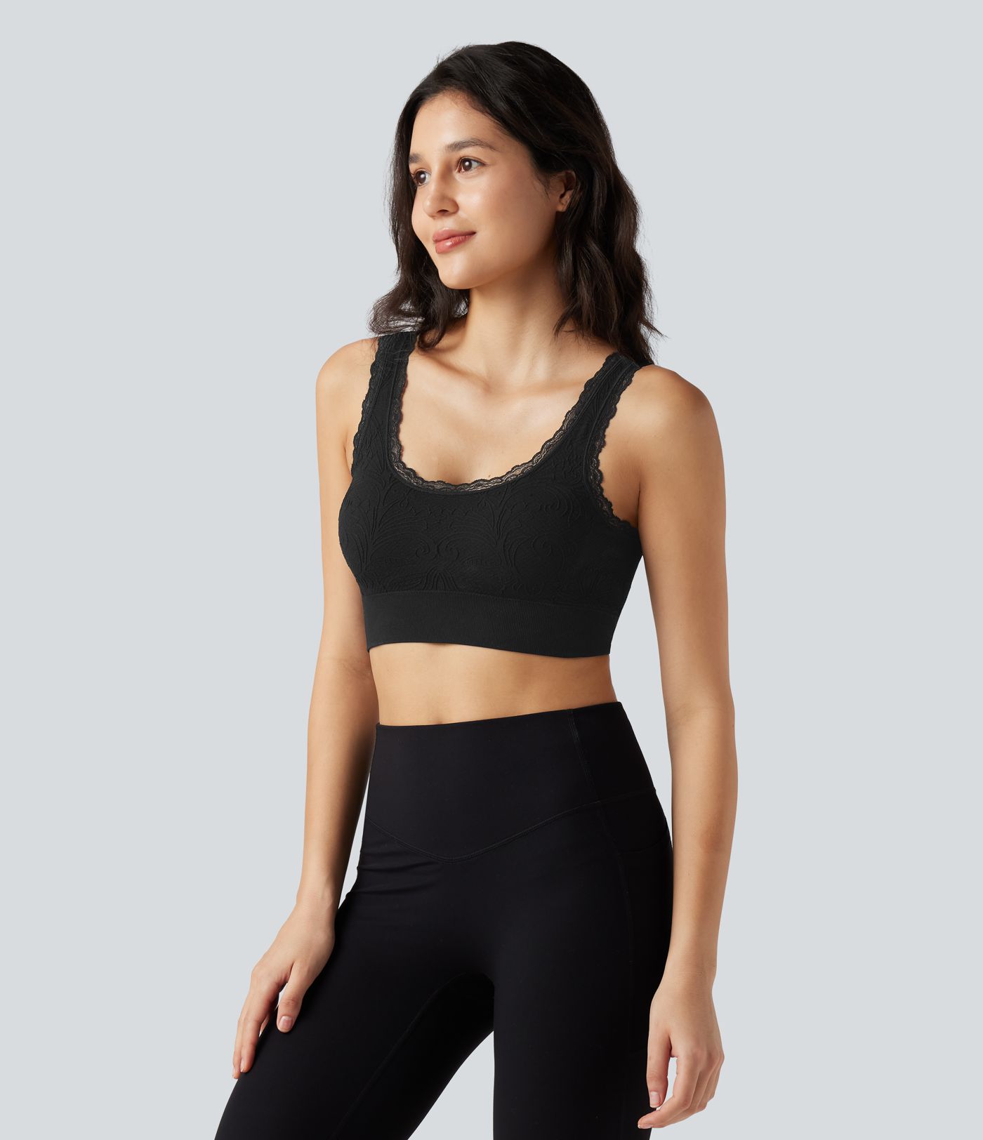Brassière de sport yoga maintien léger col U en dentelle sans couture OneForm Seamless Flow
