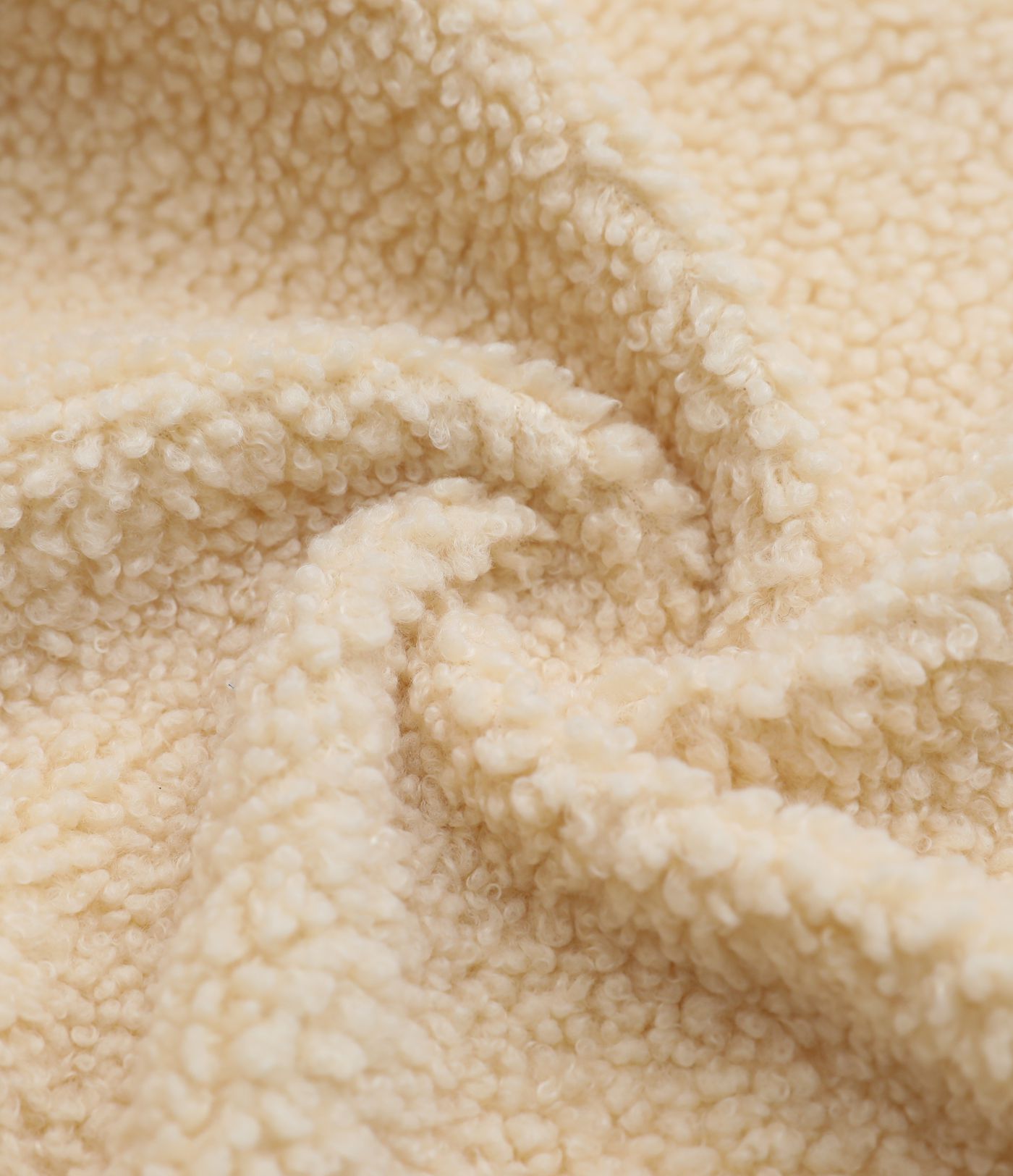 Sherpa-Wanderjacke mit Kapuze, mehreren Taschen und langen Ärmeln