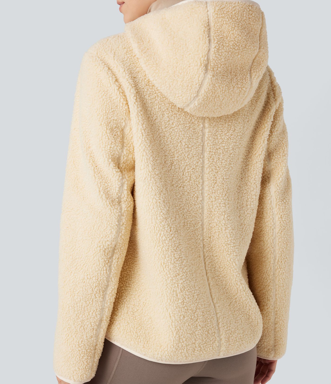 Sherpa-Wanderjacke mit Kapuze, mehreren Taschen und langen Ärmeln