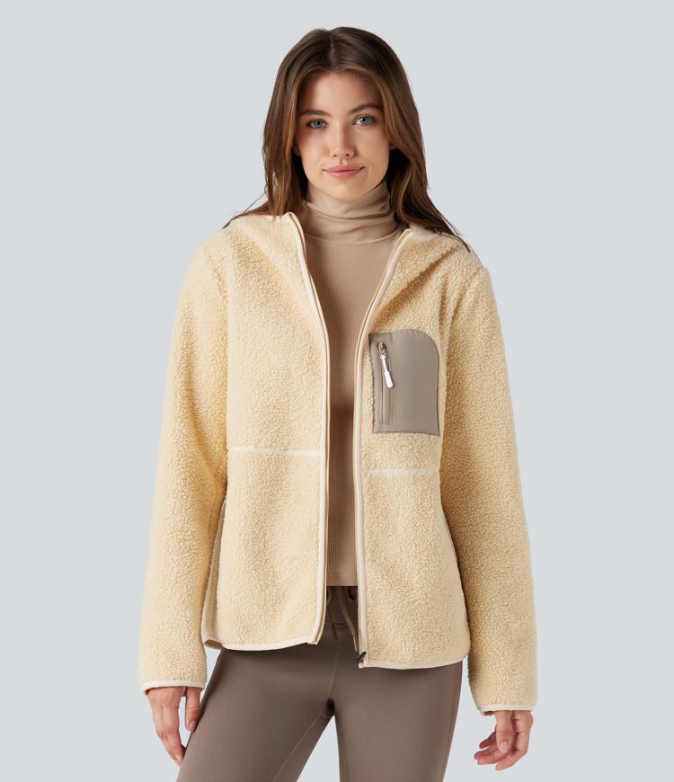 Sherpa-Wanderjacke mit Kapuze, mehreren Taschen und langen Ärmeln