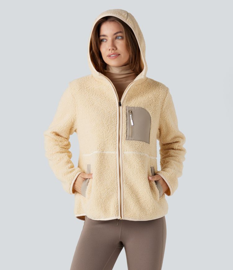 Sherpa-Wanderjacke mit Kapuze, mehreren Taschen und langen Ärmeln