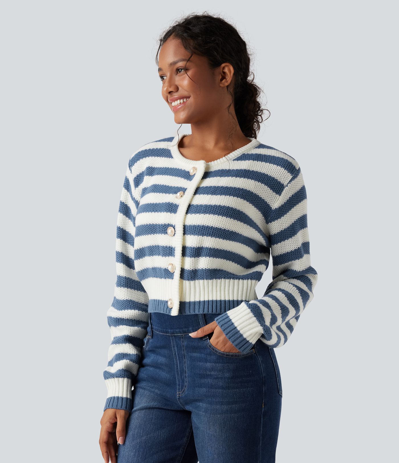 Cardigan mit Rundhalsausschnitt, langen Ärmeln und Streifen