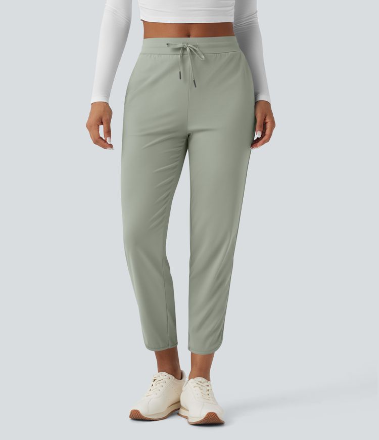 Golf-Hose mit mittelhohem Bund, Seitentaschen und schmal zulaufendem Bein - schnelltrocknend, UPF40+