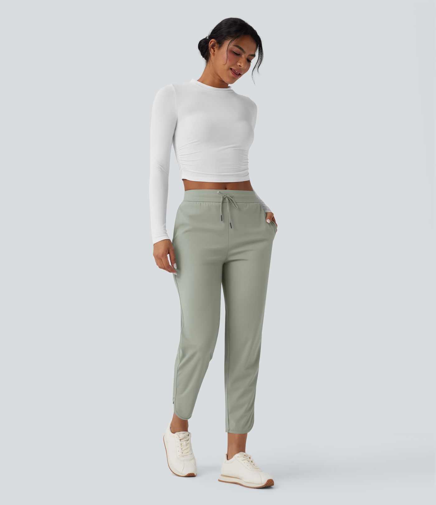 Golf-Hose mit mittelhohem Bund, Seitentaschen und schmal zulaufendem Bein - schnelltrocknend, UPF40+