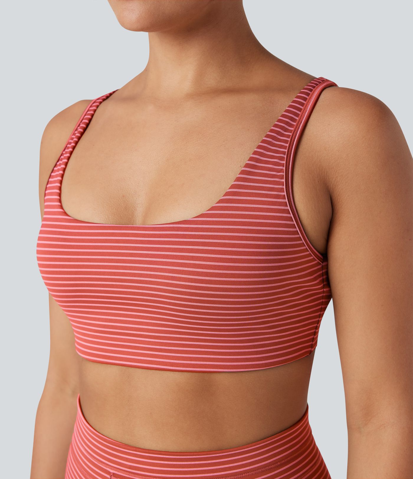 Low Support U Neck Cut Out Stripe Yoga Sports Bra
