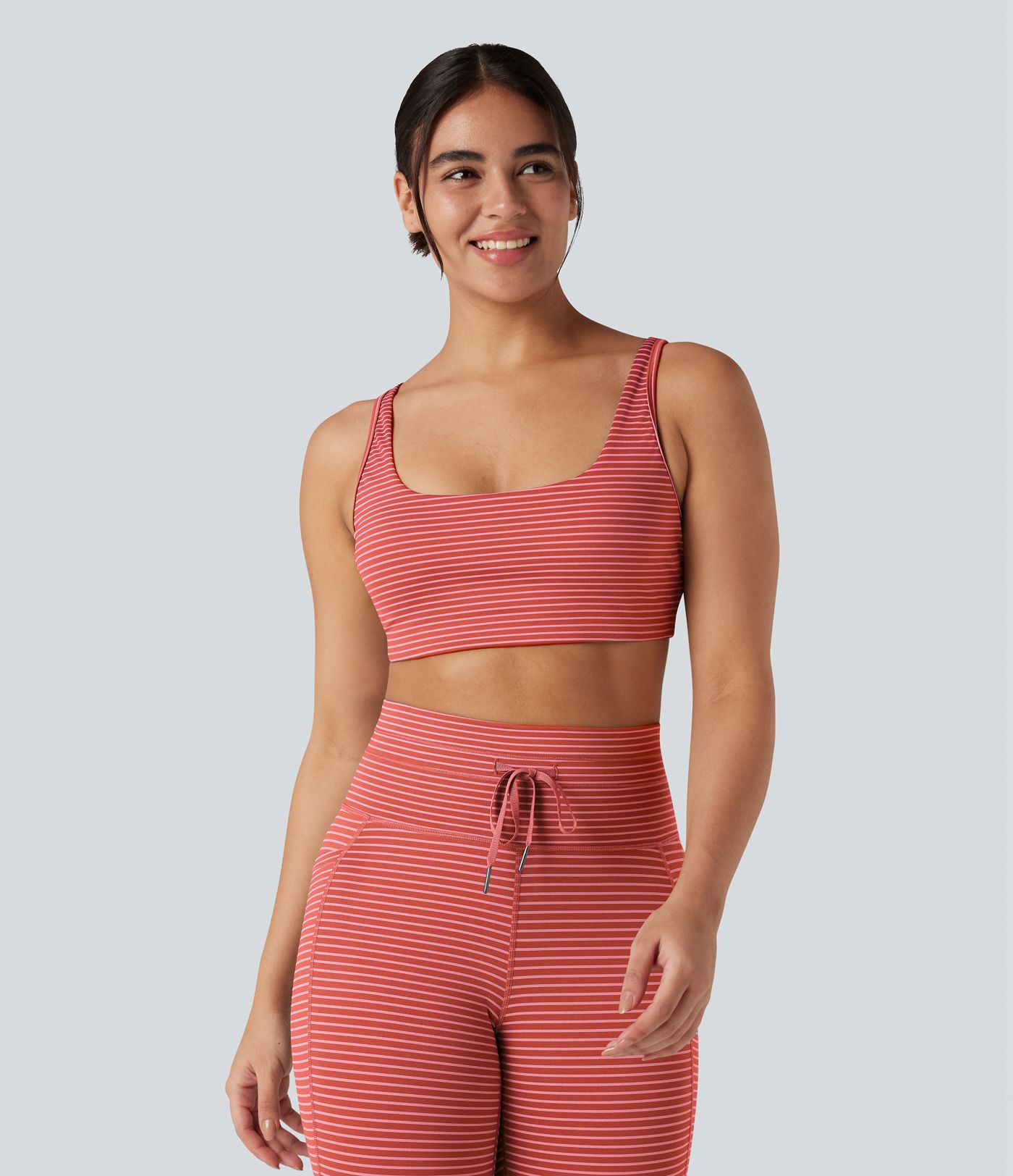 Low Support U Neck Cut Out Stripe Yoga Sports Bra