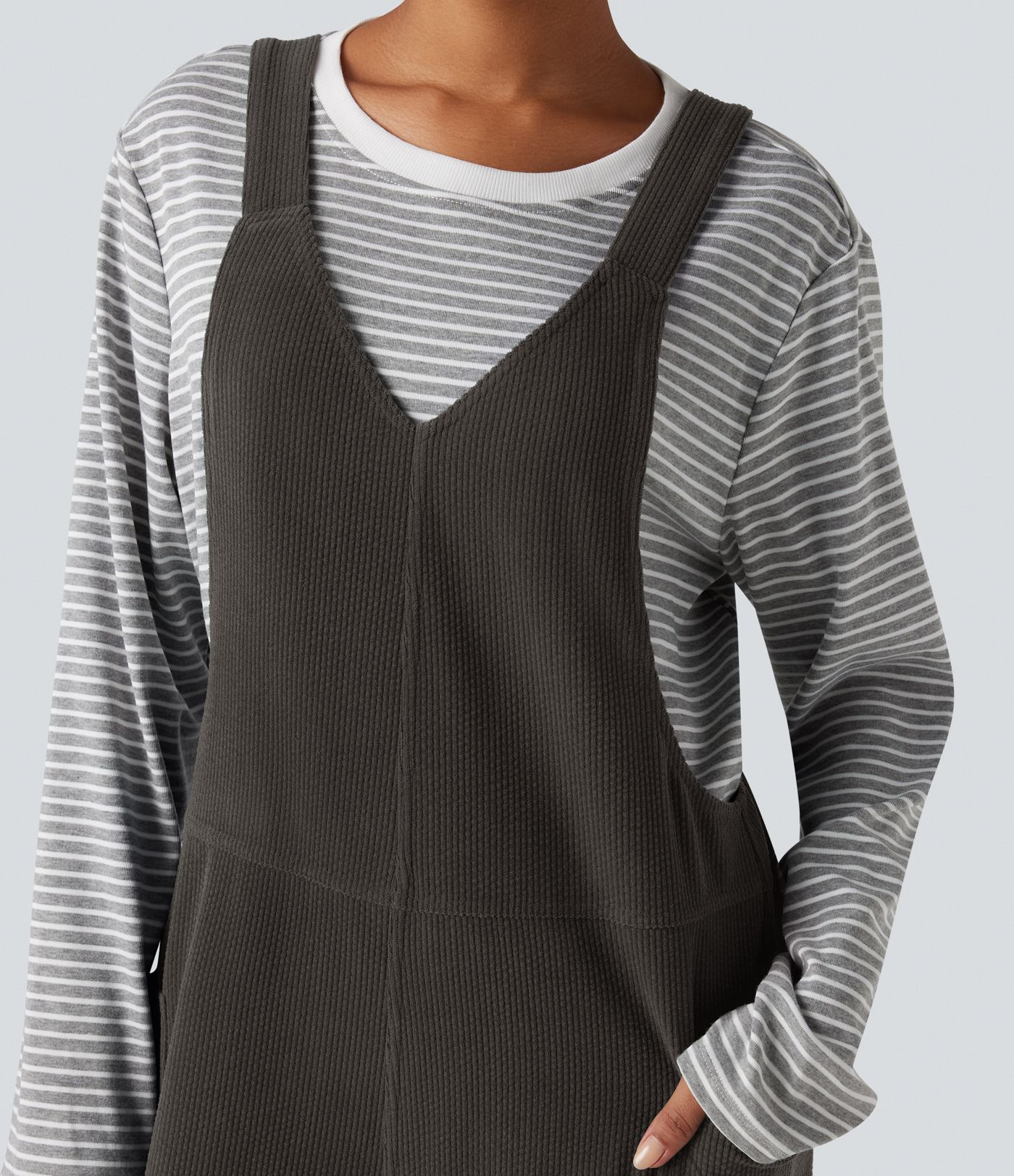 Salopette velours côtelé col V avec poches