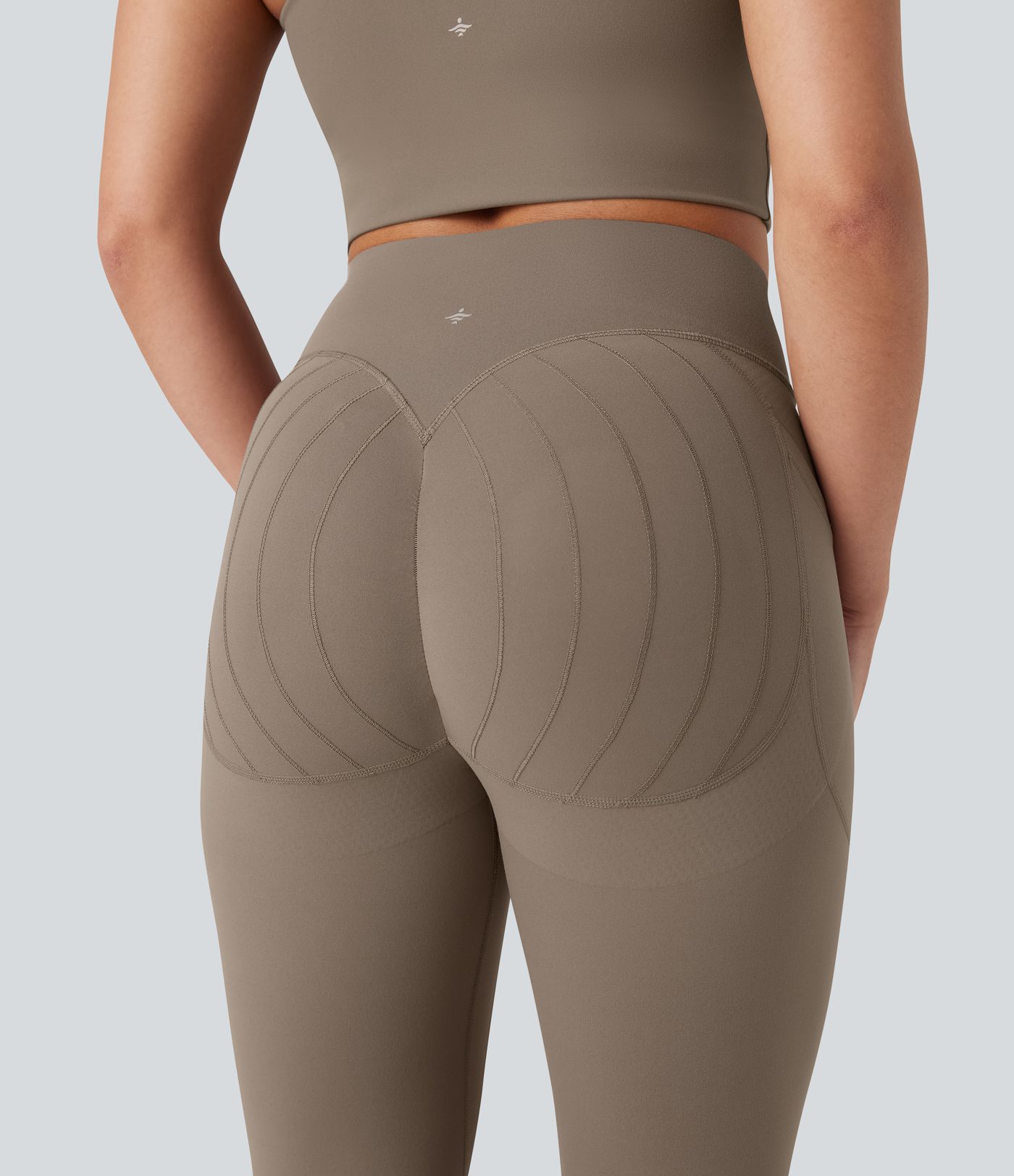 Legging d'entraînement gainant galbant taille haute avec poches Halara UltraSculpt™
