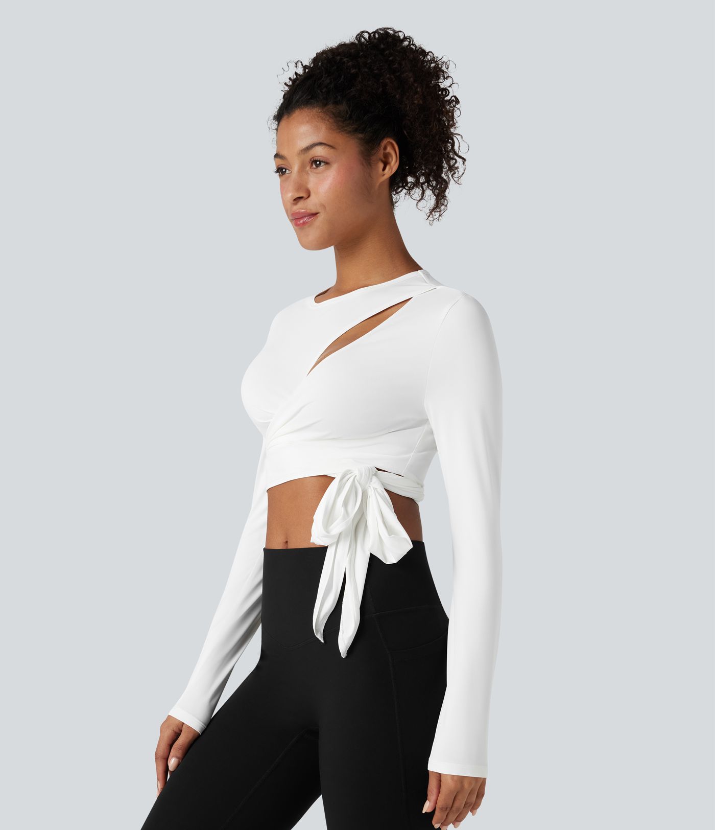 Round Neck Long Sleeve Tie Back Cropped Yoga Sports Top