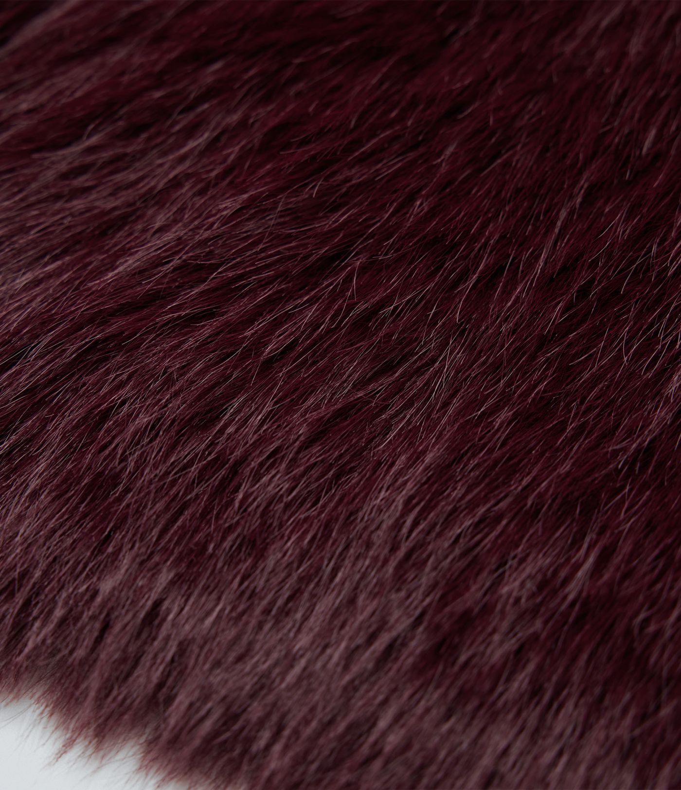 Manteau cape fausse fourrure col revers manches longues avec poches