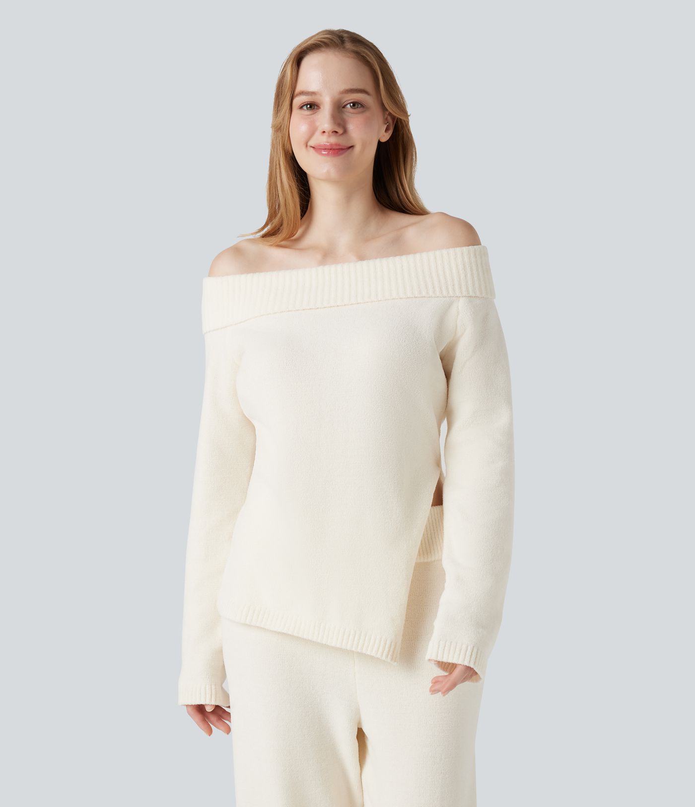 Lounge-Top mit langen Ärmeln, Off-Shoulder-Design und geschlitztem Saum