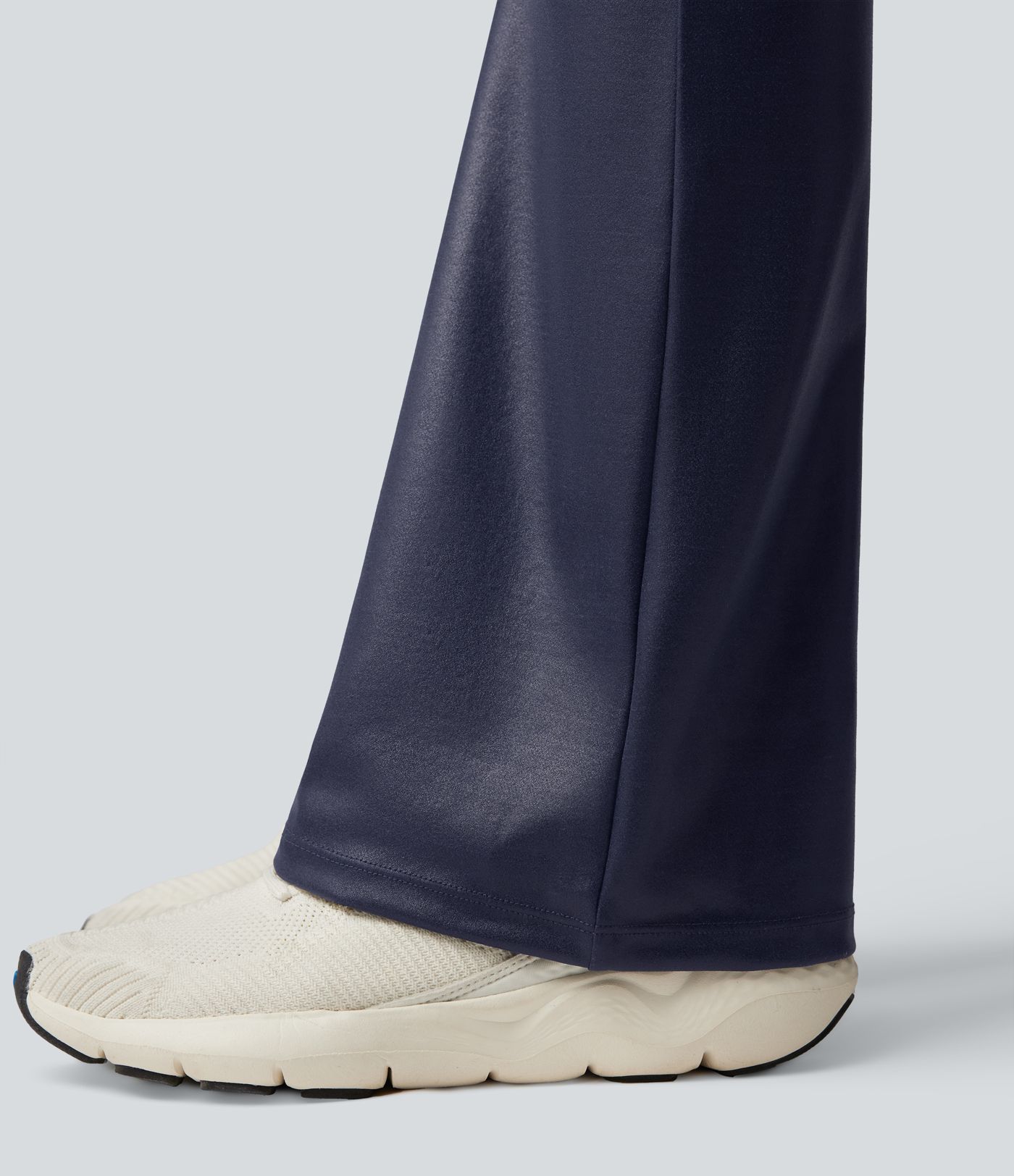 Fényes műbőr magas derekú bootcut jóga nadrág zsebekkel