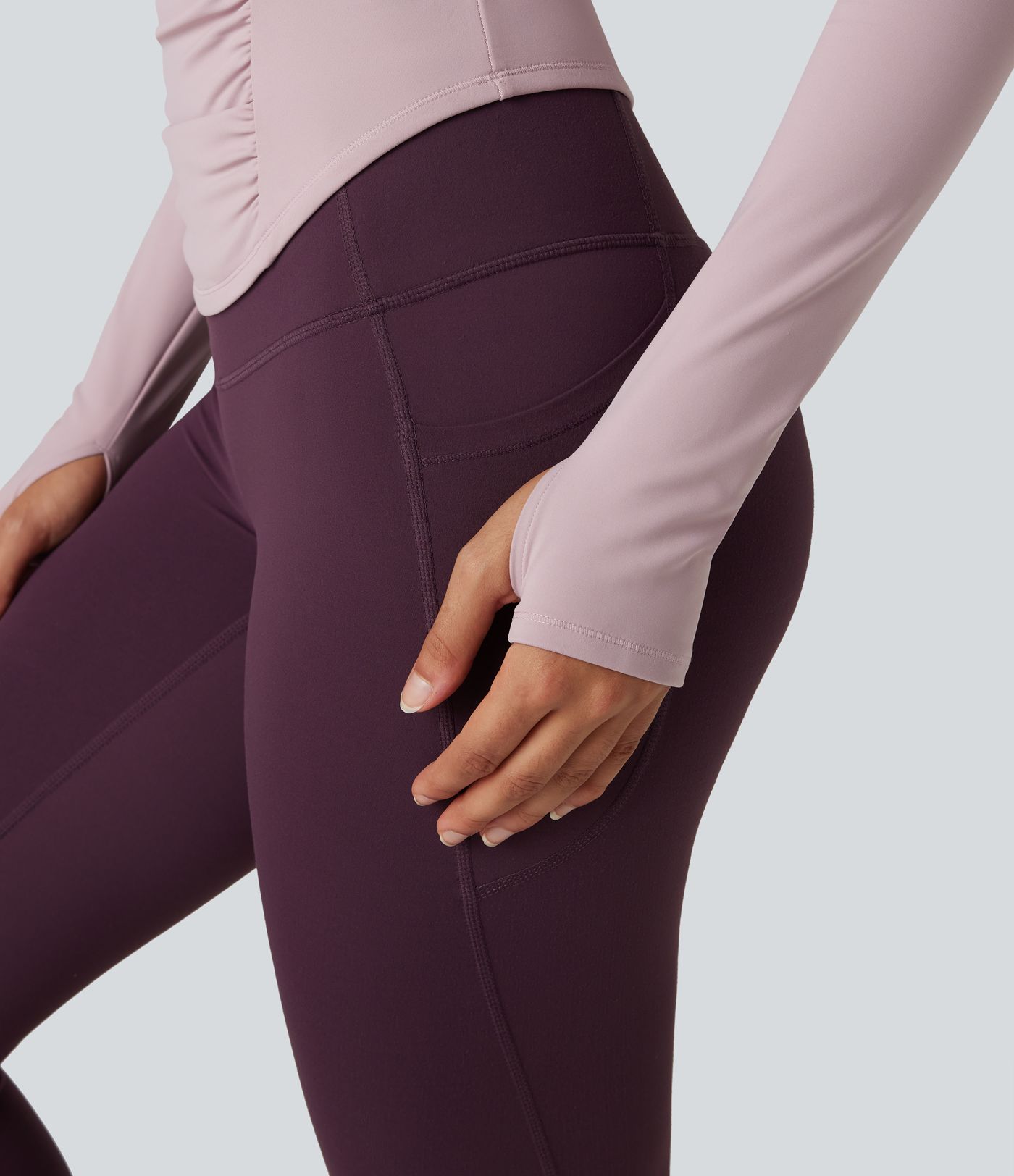 Round Neck Long Sleeve Thumb Holes Ruched Curved Hem Fleece Workout Sports Top