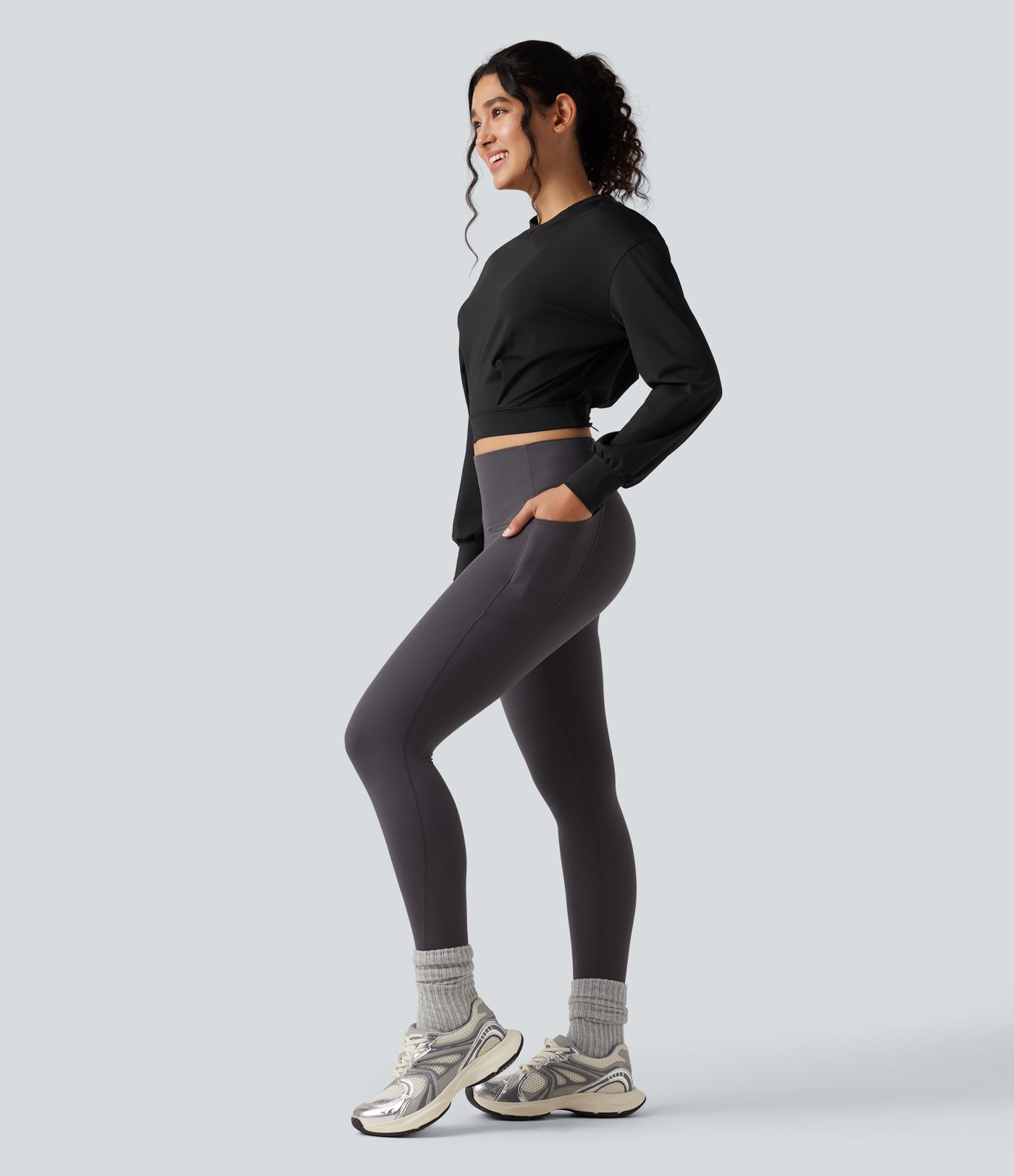 Round Neck Long Sleeve Cropped Yoga Top