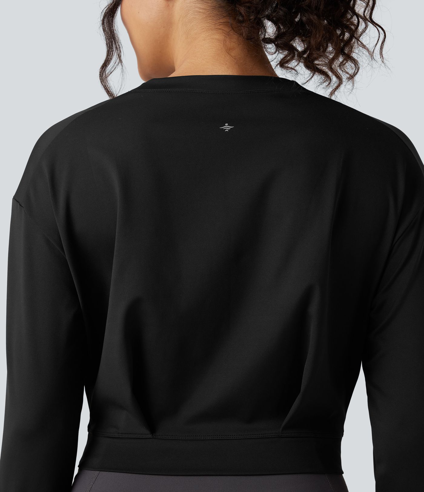 Round Neck Long Sleeve Cropped Yoga Top
