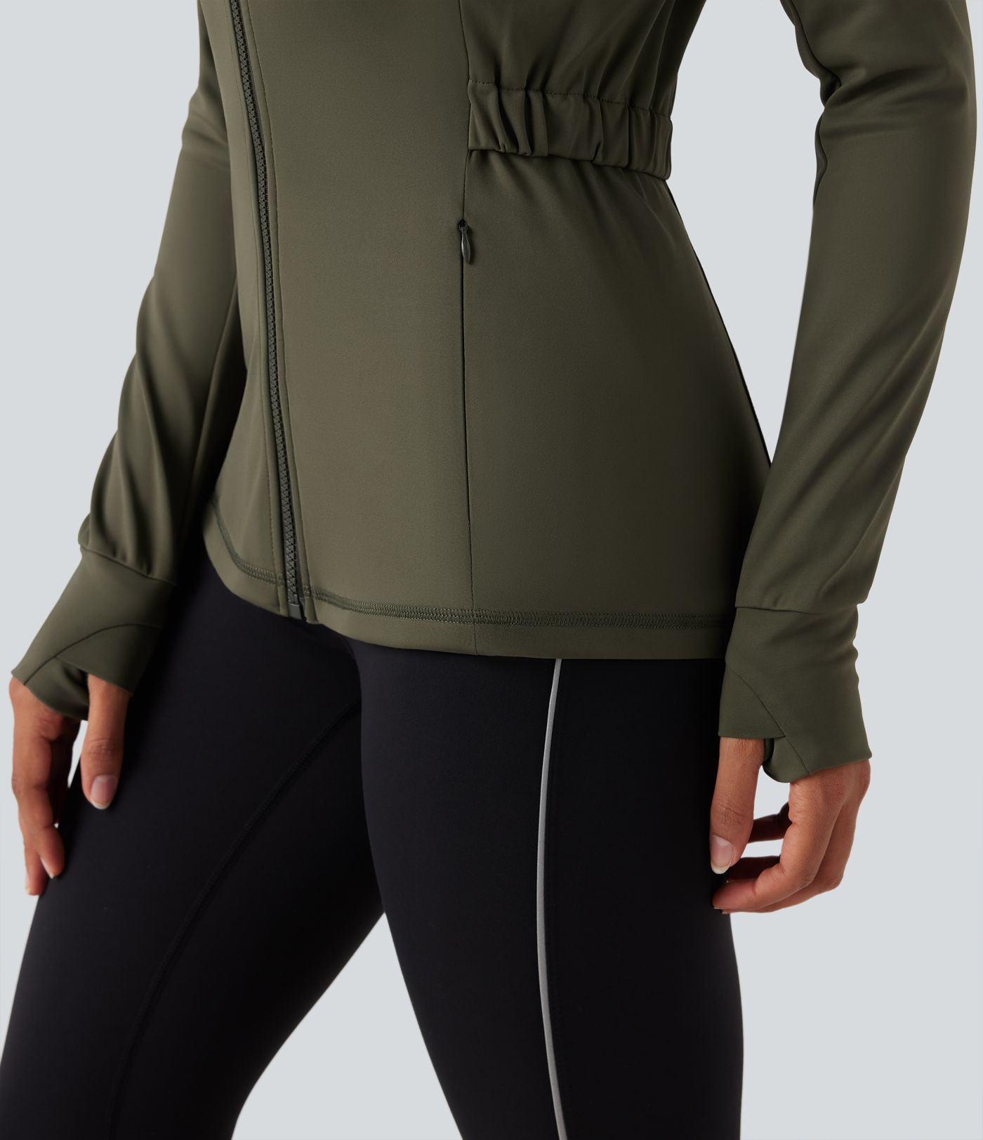 Veste polaire de randonnée déperlante col montant à manches longues avec passants pouces et poches