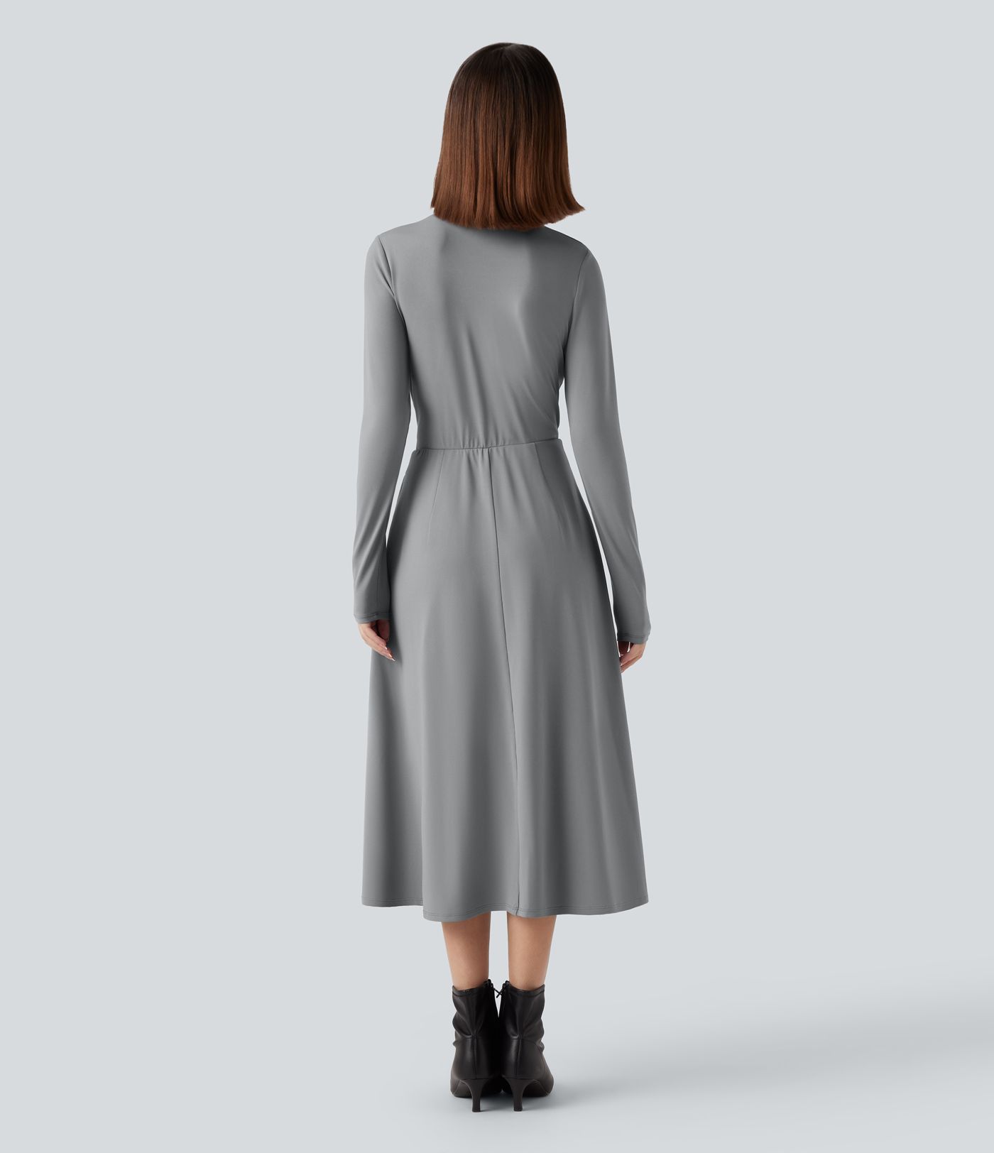 Vestido midi de trabajo de manga larga con cuello alto corto y bolsillos