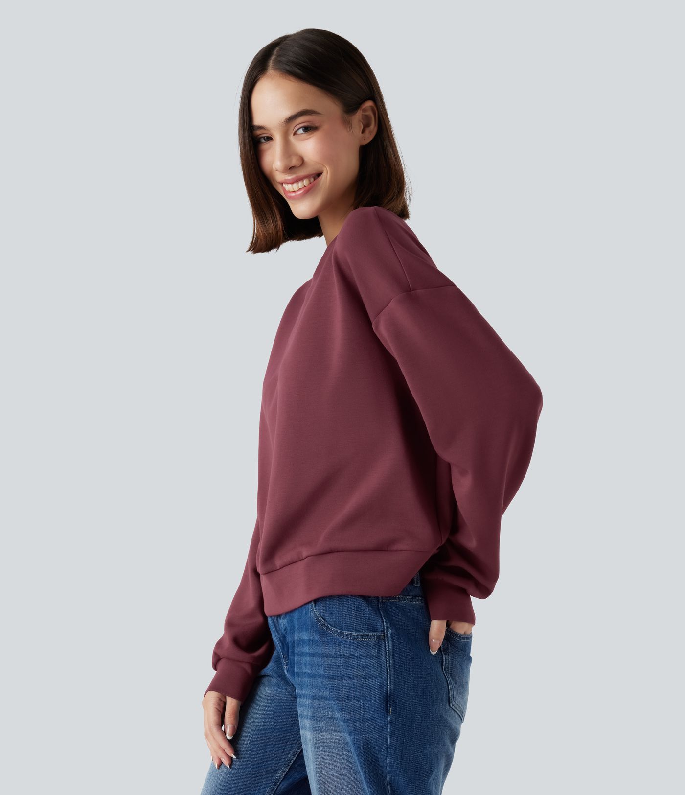 Round Neck Long Sleeve Twist-back Casual Sweatshirt