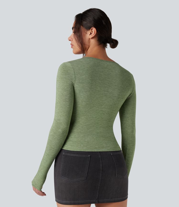 Lässiges Top mit Rundhalsausschnitt, Frontknoten, langen Ärmeln und Daumenloch