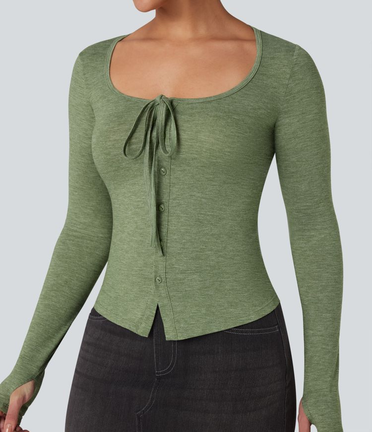 Lässiges Top mit Rundhalsausschnitt, Frontknoten, langen Ärmeln und Daumenloch