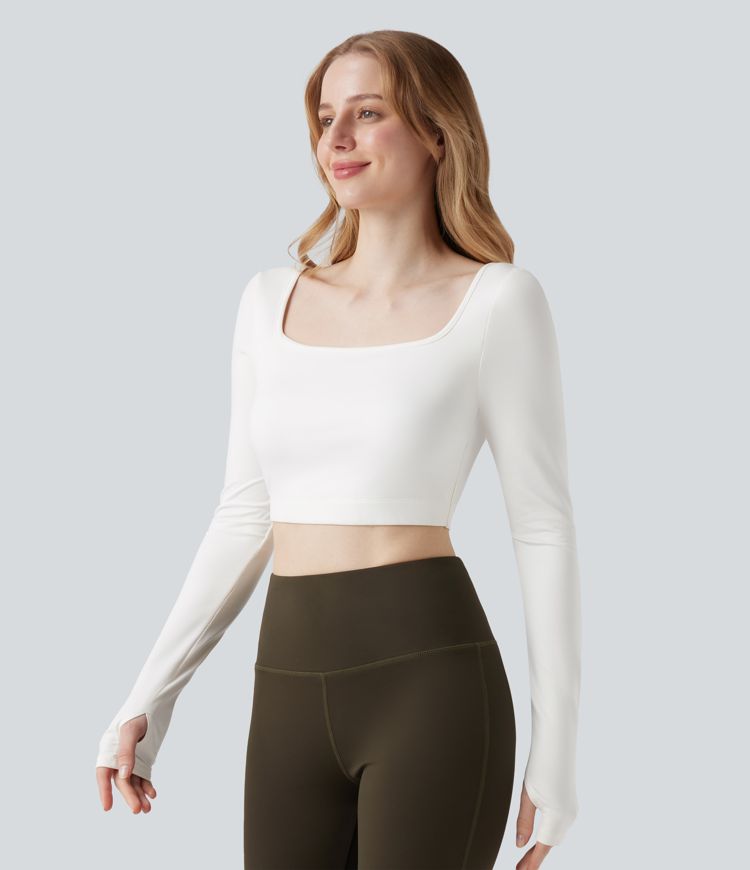 Kurzes Yoga-Sport-Top mit quadratischem Ausschnitt, langen Ärmeln und Daumenlöchern
