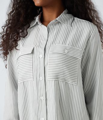 Long Sleeve Stripe Curved Hem Casual Shirt