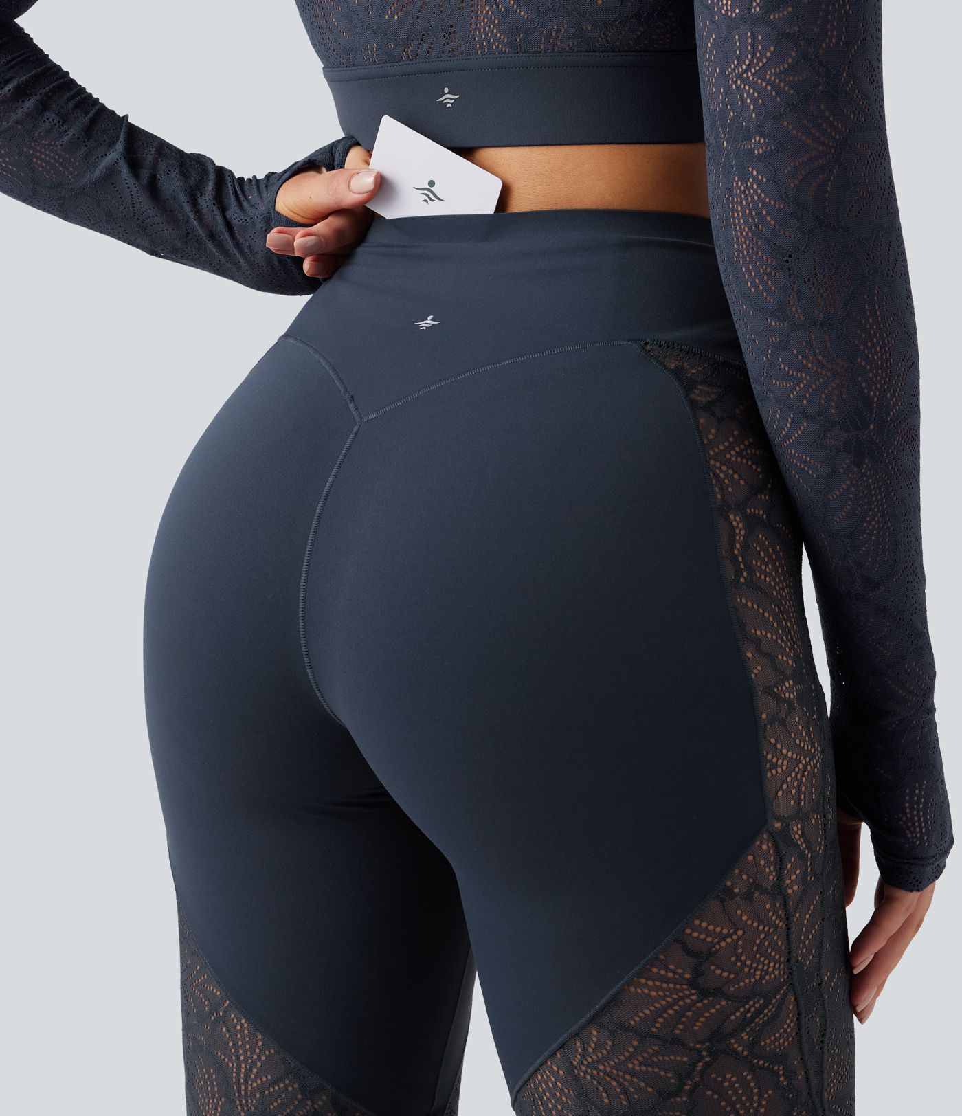 Pantalon de yoga évasé gainant taille haute avec dentelle contrastée et poche Halara UltraSculpt™