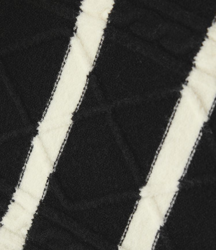 Lässiger Cardigan mit V-Ausschnitt, langen Ärmeln und Streifen