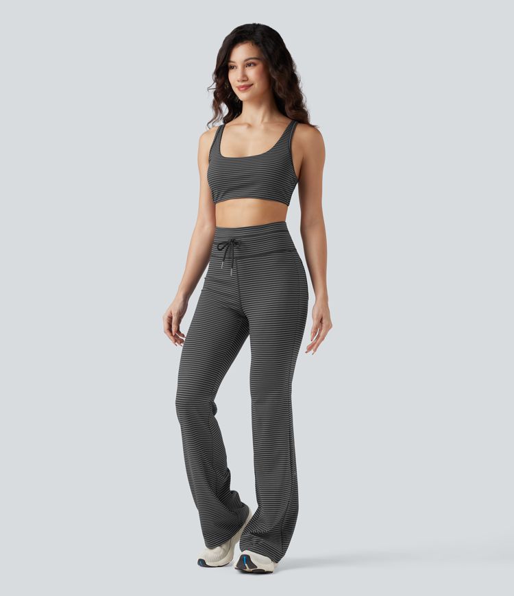 Höga midjade randiga yogabyxor med vida ben och fickor med dragsko