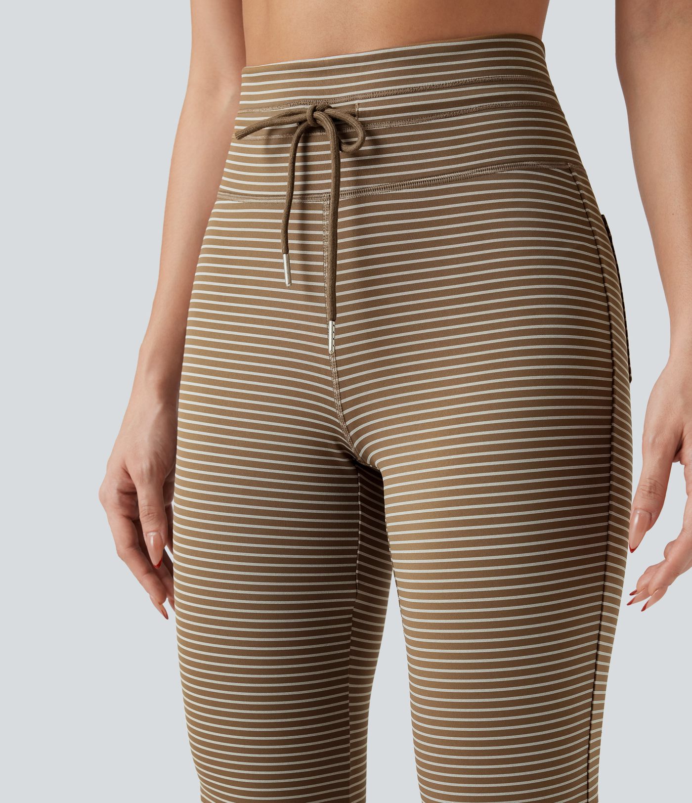 Yoga-Schlaghose mit hohem Bund, Kordelzug und Streifen