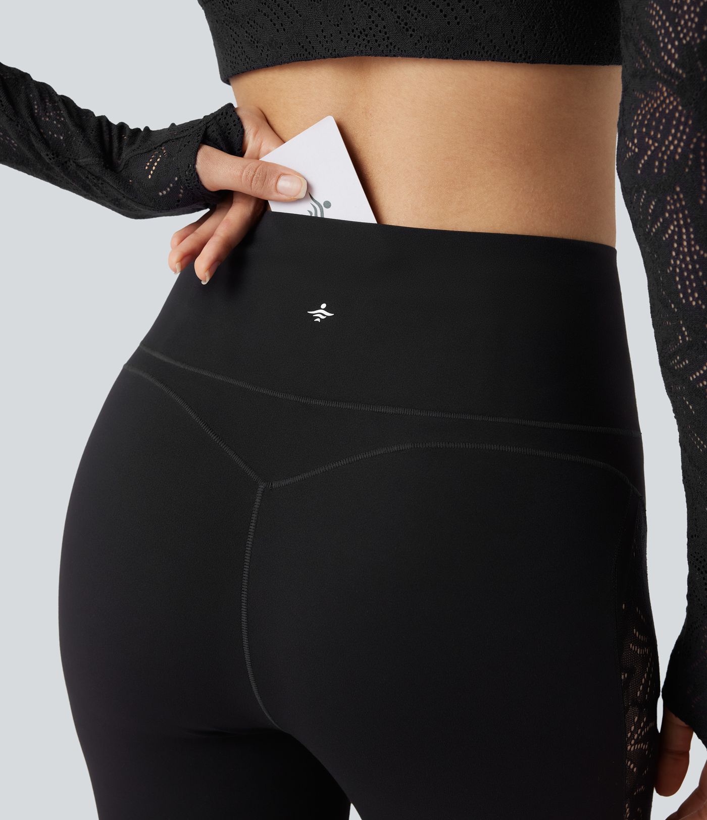 Legging de yoga gainant taille haute avec dentelle contrastée et poche Halara UltraSculpt™