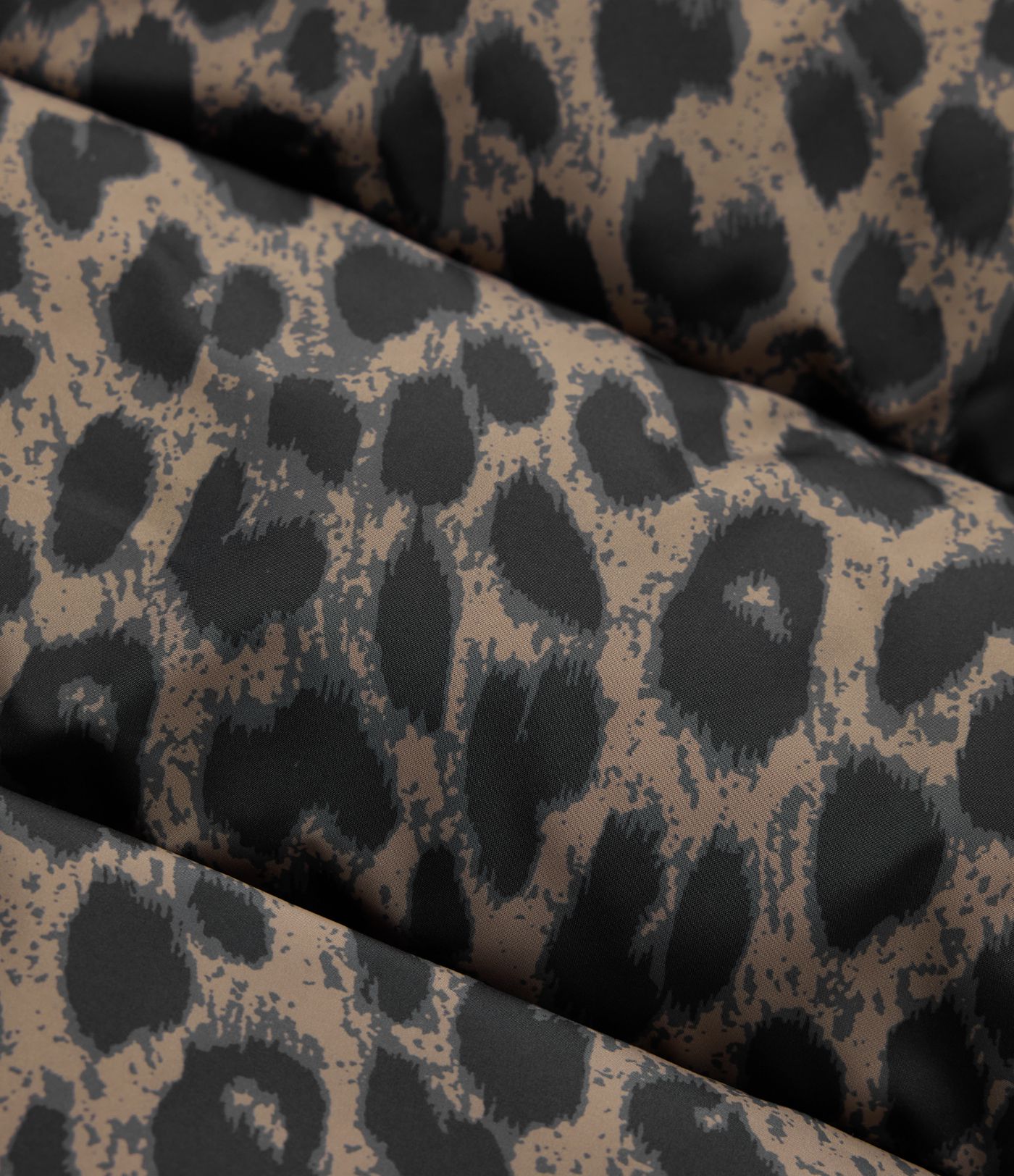 Veste matelassée décontractée à capuche, fermeture zippée, déperlante et résistante, avec poches