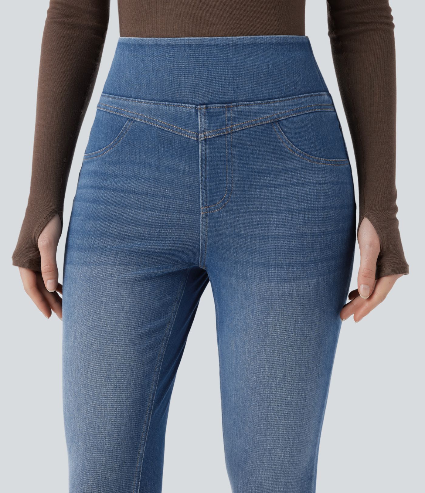 Halara Flex™ kõrge vöökohaga teksapüksid kõhukontrooliga, taskutega, 7/8 skinny lõige