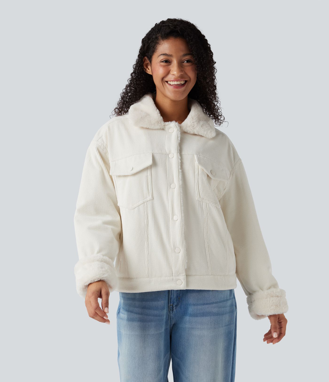Lässige Sherpa-Jacke aus Cord mit mehreren Taschen und langen Ärmeln