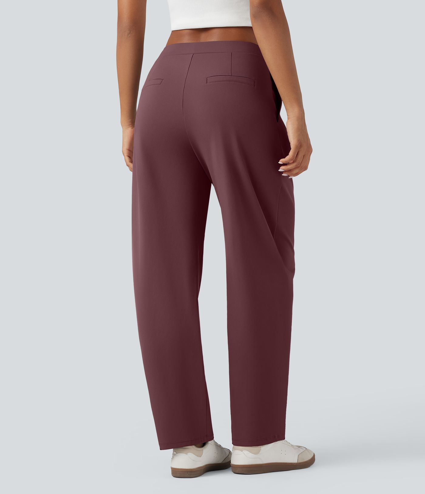 Halara Flex™ DayStretch - Schmal zulaufende Arbeits-Hose mit mittelhohem Bund und Seitentaschen