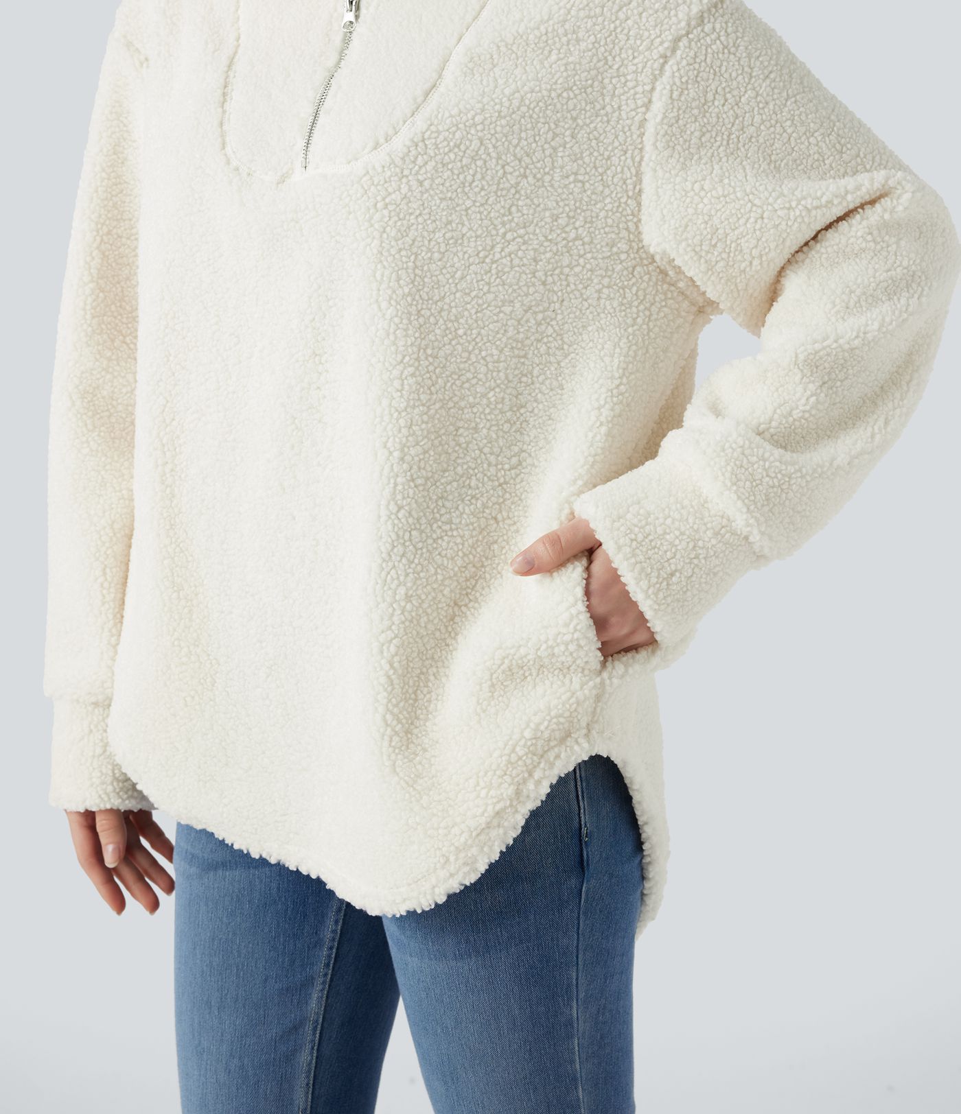 Sherpa oversized sweatshirt with hood and half zip with rounded hem and pockets