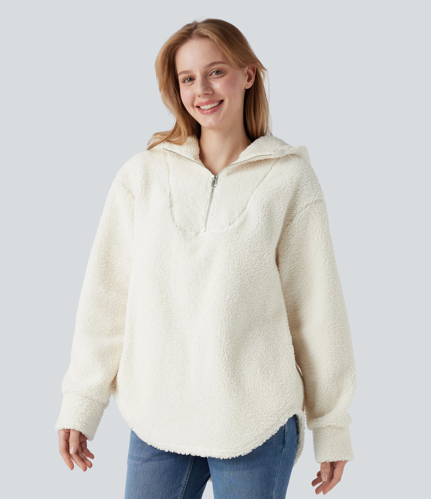 Sherpa oversized sweatshirt with hood and half zip with rounded hem and pockets