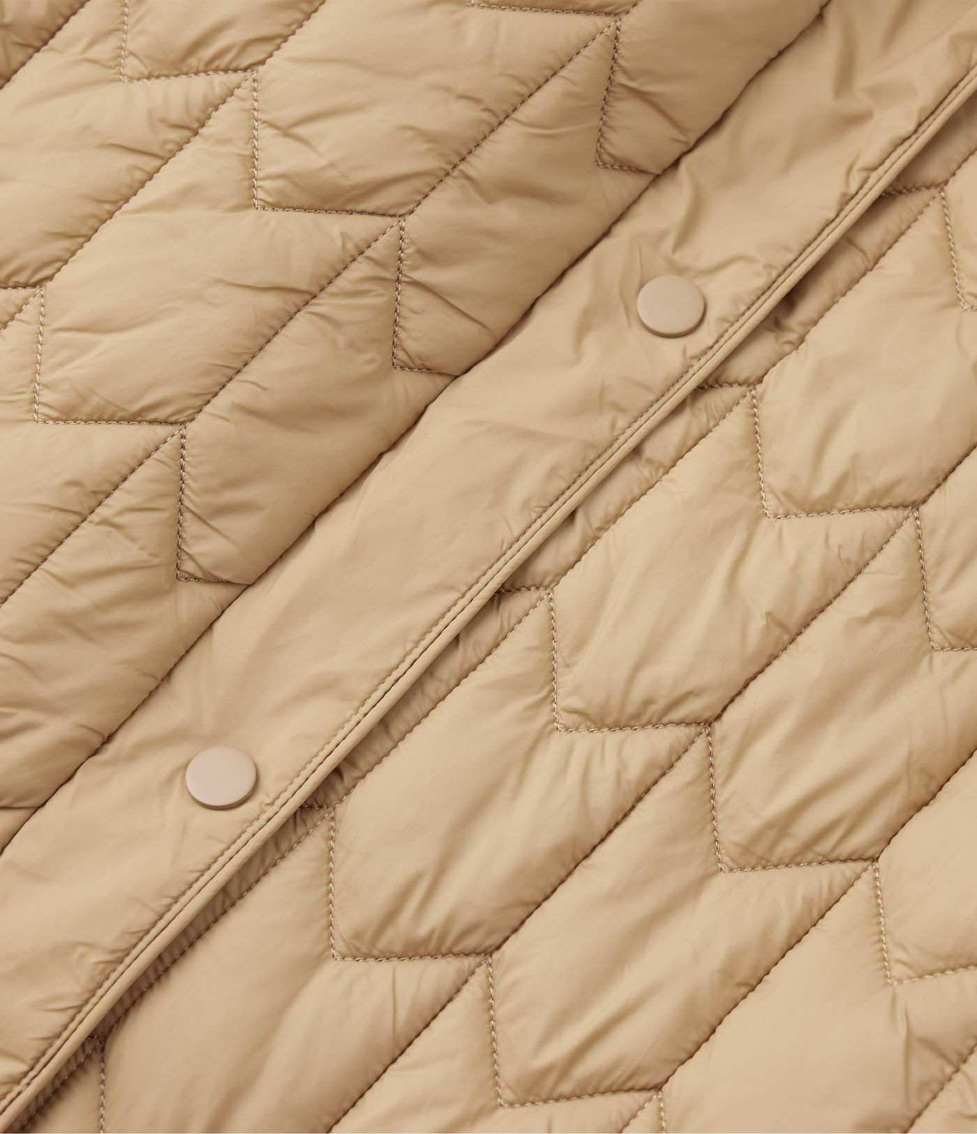 Doudoune longue à capuche avec ceinture et poches