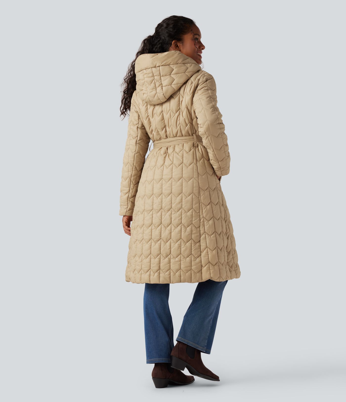 Doudoune longue à capuche avec ceinture et poches