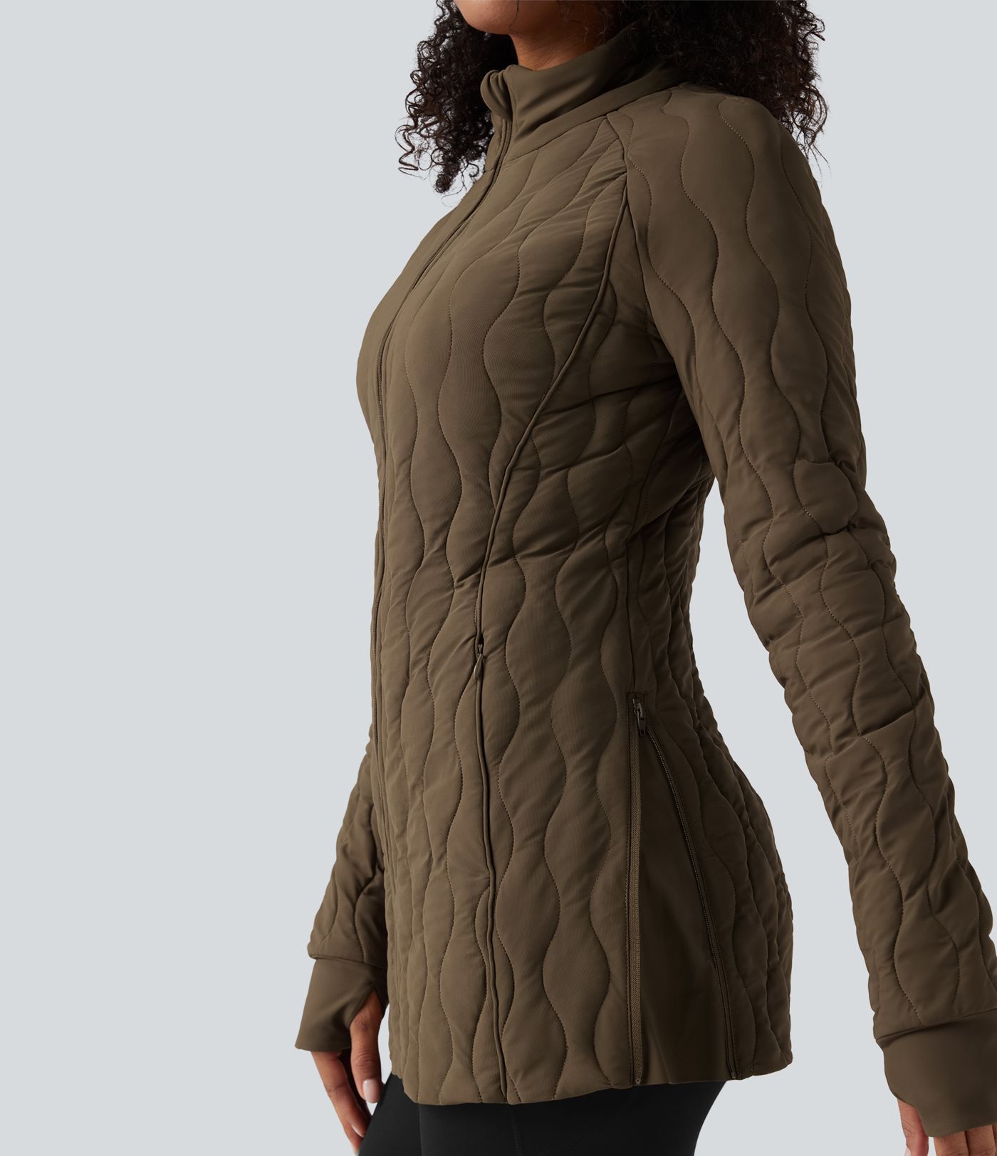 High Neck Long Sleeve Thumb Hole Zipper Workout Quilted Jacket with Pockets