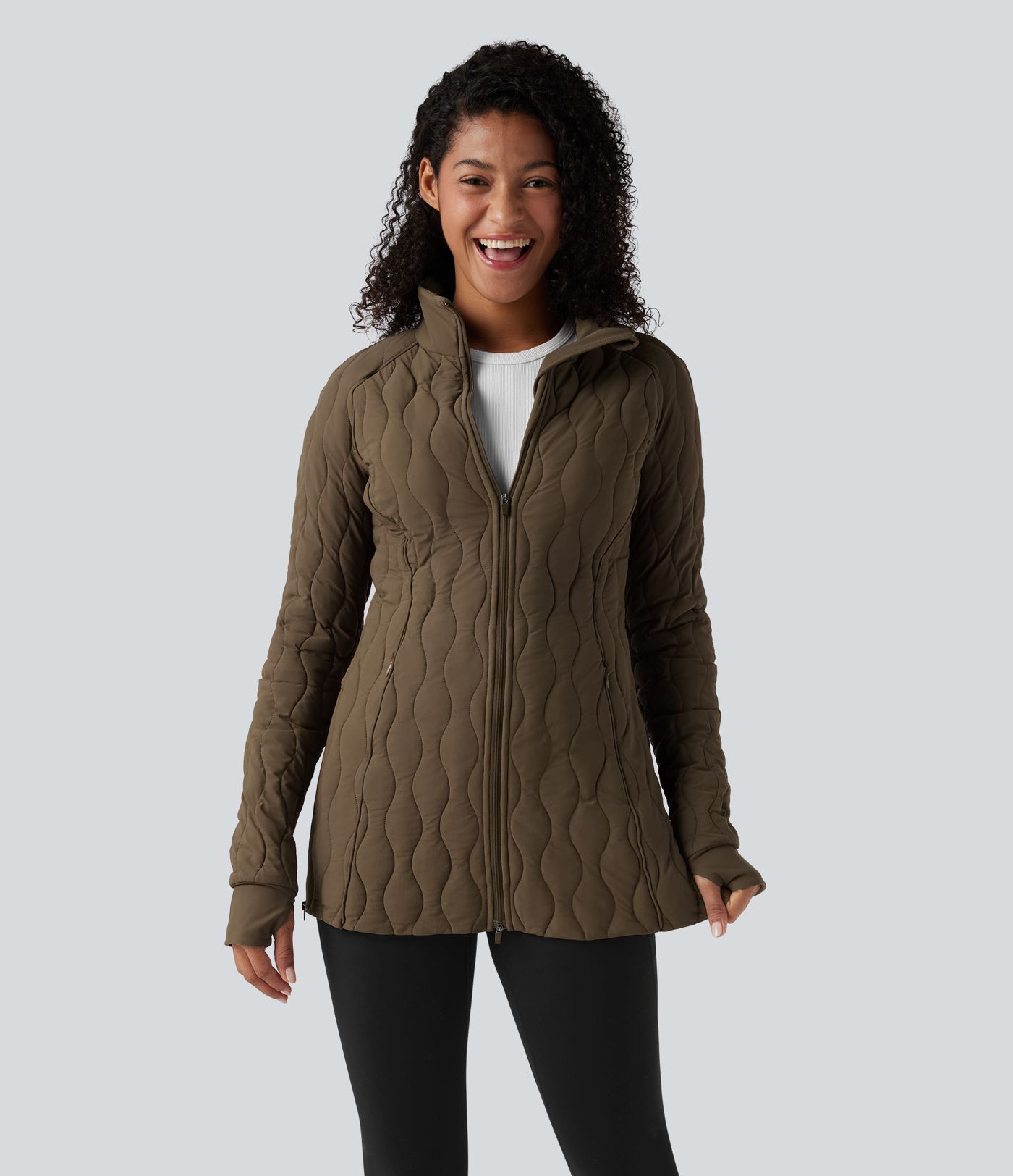 High Neck Long Sleeve Thumb Hole Zipper Workout Quilted Jacket with Pockets