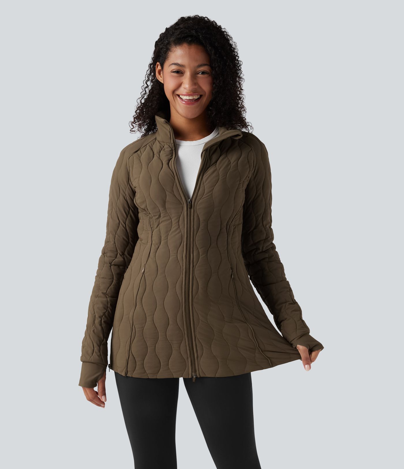 High Neck Long Sleeve Thumb Hole Zipper Workout Quilted Jacket with Pockets