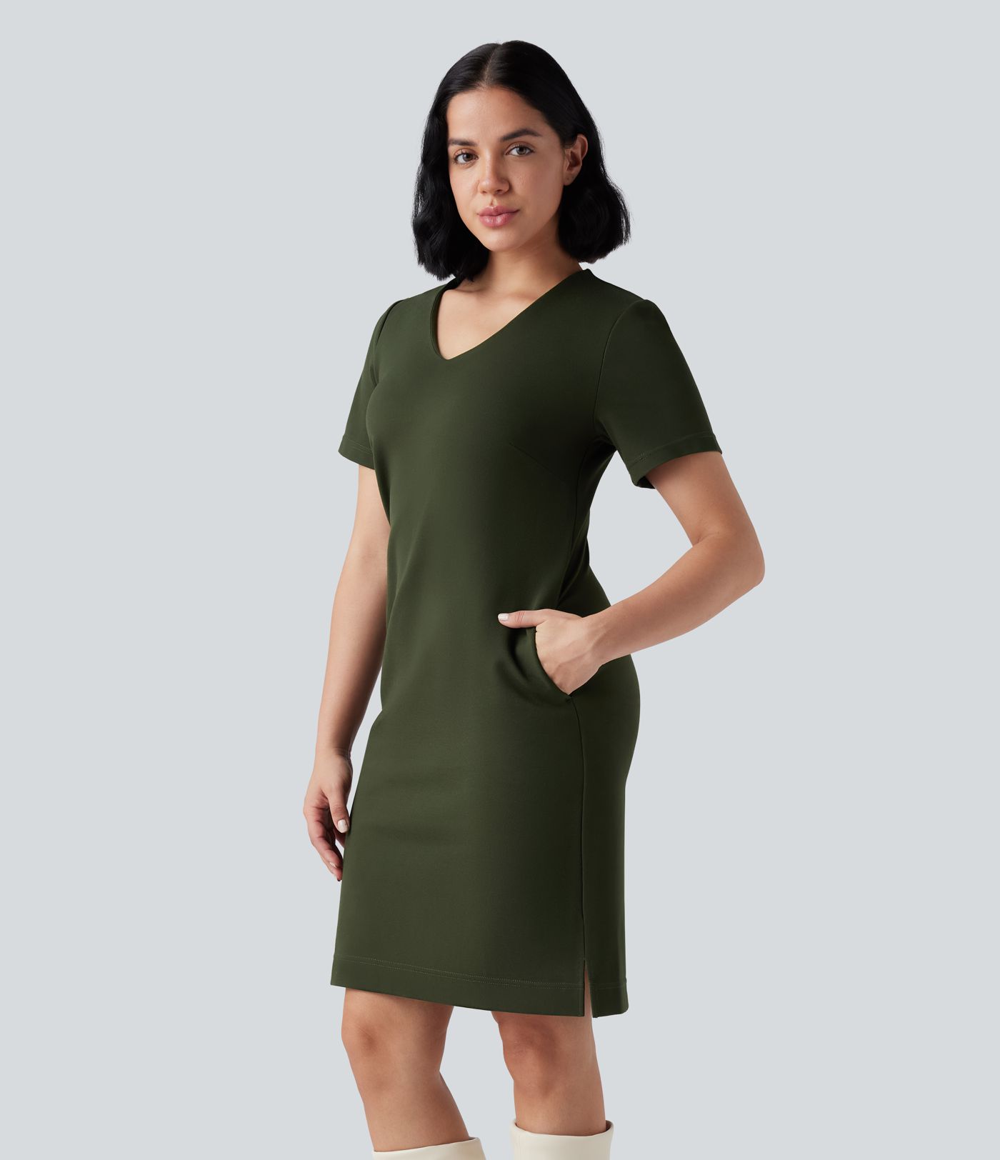 Robe de travail col V zippée à manches courtes avec fentes en Ponte Roma résistante avec poches