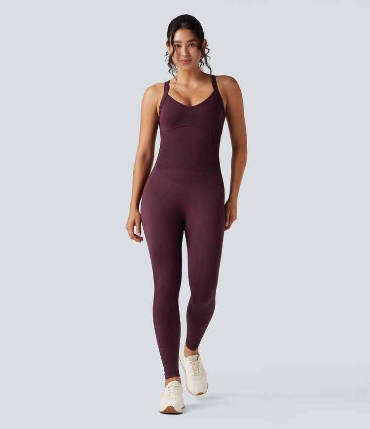 Combinaison d'entraînement ajustée dos nu torsadé sans manches sans couture Seamless Flow